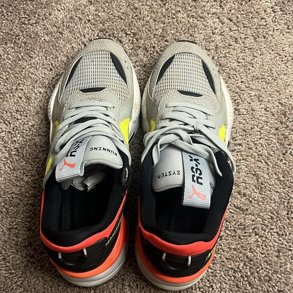 Runner - Picture 3 of 5